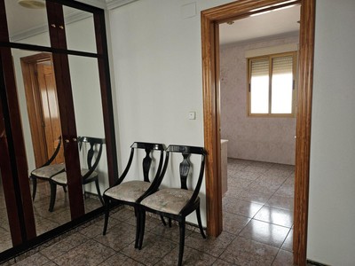 Piso en venta en Aspe, con 4 dormitorios y 2 baños
