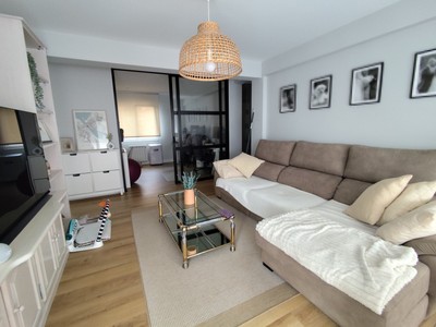 Piso en venta en Sestao, Sotera De La Mier, con 3 dormitorios, baño y 2 balcones