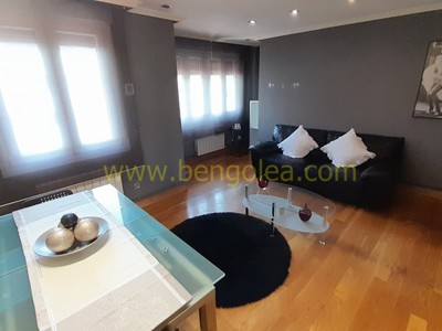 Piso en venta en Lutxana, Lutxana, con 2 dormitorios y baño