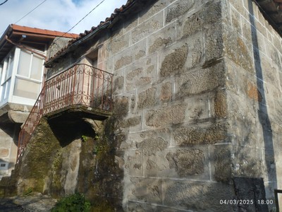 Casa en venta en Ourense, Baños De Molgas, con 2 dormitorios, trastero y balcón