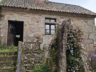 Casa rural en venta en Pontevedra, Mos, con 3 dormitorios, 2 baños y terraza