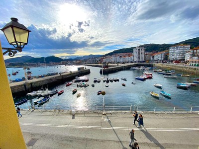 Piso en venta en Castro Urdiales, Centro, con 2 dormitorios y 2 baños