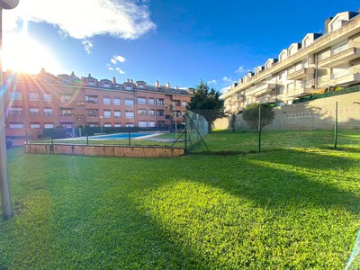 Atico/atico duplex en venta en Castro Urdiales, Ostende, con 3 dormitorios y 2 baños