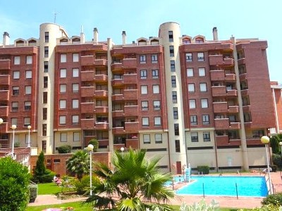 Atico/atico duplex en venta en Castro Urdiales, Brazomar, con 3 dormitorios, 2 baños, plaza de garaje, trastero y 2 terrazas