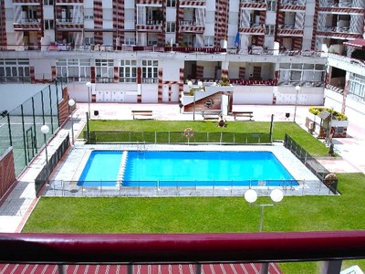 Piso en venta en Castro Urdiales, Cotolino, con 3 dormitorios y 2 baños