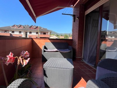 Piso en venta en Guriezo, El Puente, con 3 dormitorios, 2 baños y plaza de garaje