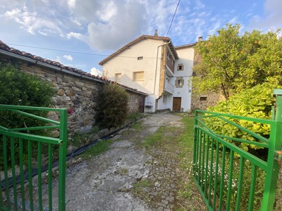 Chalet en venta en Guriezo, El Puente, con 6 dormitorios, 2 baños, trastero y terreno