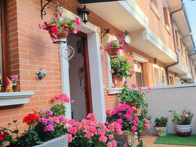 Chalet en venta en Castro Urdiales, Centro, con 4 dormitorios, 4 baños, 2 plazas de garaje, trastero y 2 balcones