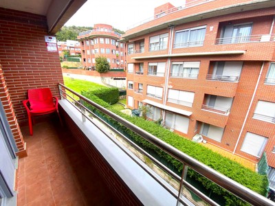 Atico/atico duplex en venta en Castro Urdiales, Brazomar, con 3 dormitorios, 2 baños, plaza de garaje, trastero y 2 terrazas