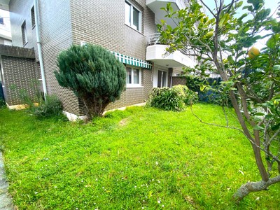 Piso en venta en Castro Urdiales, Ostende, con 3 dormitorios, 2 baños, plaza de garaje, trastero y 2 terrazas