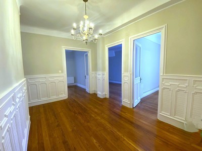 Piso en venta en Castro Urdiales, Centro, con 5 dormitorios, 2 baños y aseo