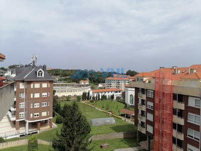 Piso en venta en Castro Urdiales, Ostende, con 2 dormitorios, 2 baños y terraza