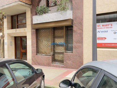 Local comercial en alquiler en Castro Urdiales, Centro, con baño