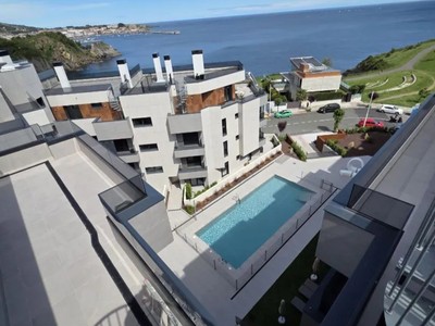Ático en venta en Castro Urdiales, Cotolino, con 3 dormitorios, 2 baños, plaza de garaje y terraza