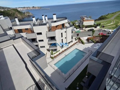 Ático en venta en Castro Urdiales, Cotolino, con 3 dormitorios, 2 baños, plaza de garaje y terraza