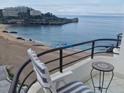 Piso en alquiler temporal en Castro Urdiales, Ostende, con 2 dormitorios, baño, plaza de garaje y 2 terrazas