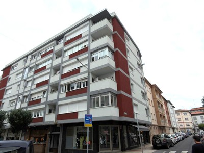 Piso en venta en Castro Urdiales, Centro, con 3 dormitorios, 2 baños y 2 balcones