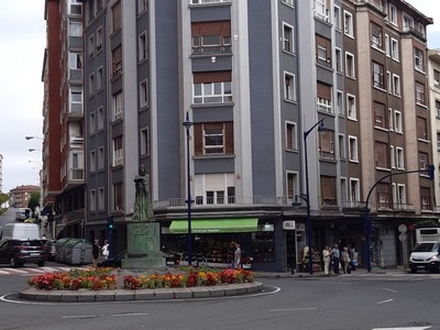 Piso en venta en Portugalete, Carlos Vii, con 3 dormitorios y baño