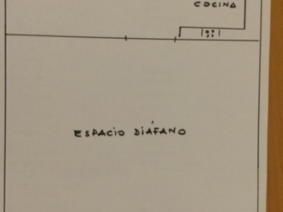 Lonja en venta en Vitoria-gasteiz, Casco Medieval, con baño y trastero