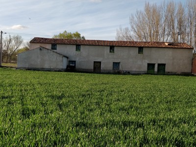 Pabellón en venta en Peral De Arlanza