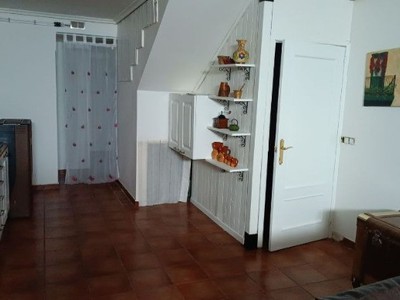 Piso en venta en Condado De Treviño, con 2 dormitorios, baño, aseo y balcón