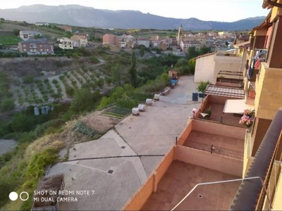 Piso en venta en Lanciego, con 2 dormitorios, baño, trastero, balcón y terraza