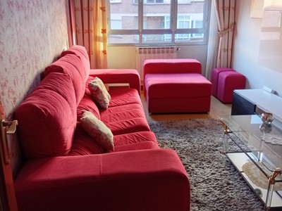 Piso en venta en Vitoria-gasteiz, El Pilar, con 3 dormitorios, baño, trastero y 2 terrazas