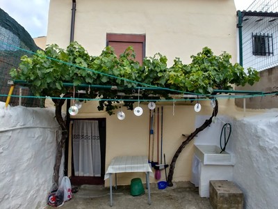 Casa en venta en San Asensio, con 2 dormitorios, baño y trastero