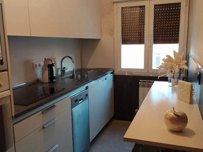 Piso en venta en Vitoria-gasteiz, Arana, con 2 dormitorios, baño, trastero y terraza