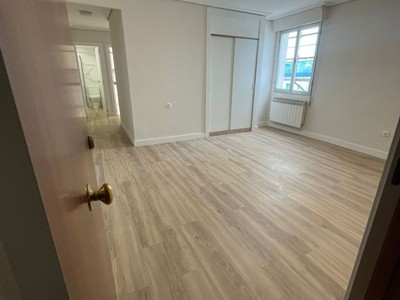 Piso en venta en Vitoria-gasteiz, Gorbea, con 1 dormitorio y baño