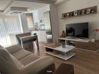 Duplex en venta en Vitoria-gasteiz, con 3 dormitorios, baño, aseo, trastero y terraza