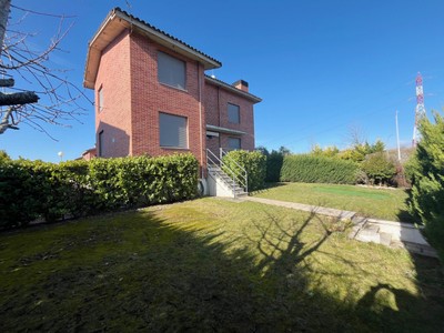 Chalet en alquiler - Ref. 1777 - calle Pamplona (ibaiondo)