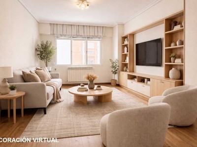 Piso en venta en Vitoria, Centro, con 2 dormitorios y baño