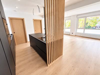 Piso en venta en Vitoria, Avenida - San Martín - Txagorritxu, con 3 dormitorios y 2 baños
