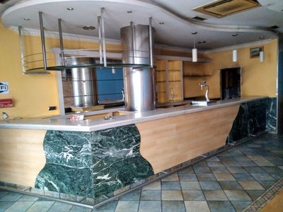 Bar en alquiler en Vitoria, Gorbea