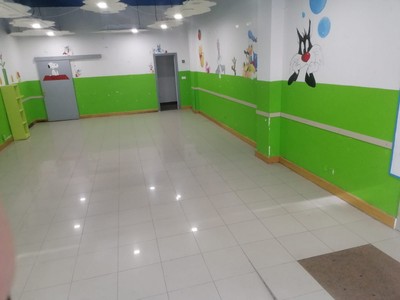 Locales en alquiler en Vitoria, El Pilar, con baño