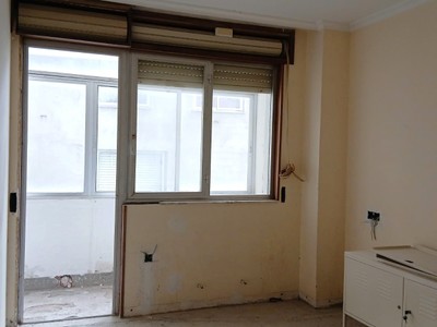 Piso en venta en Burela, con 4 dormitorios, 2 baños y balcón