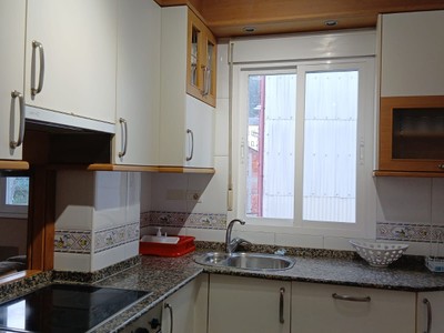 Piso en venta en Burela, con 3 dormitorios, 2 baños y balcón