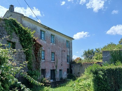 Casa en venta en Cervo