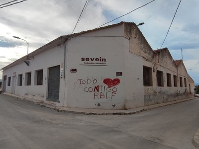 Terreno urbano en Aspe Centro | 1.252 m² para edificar – Housinvert