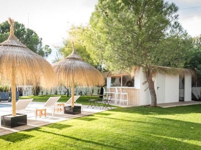 Chalet en venta en Boadilla Del Monte, con 4 dormitorios, 4 baños, trastero y terreno