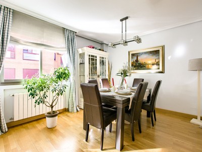 Casa en venta en Las Rozas, con 5 dormitorios, 4 baños y trastero