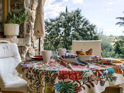 Casa en venta en Torrelodones, con 5 dormitorios, 5 baños y terreno