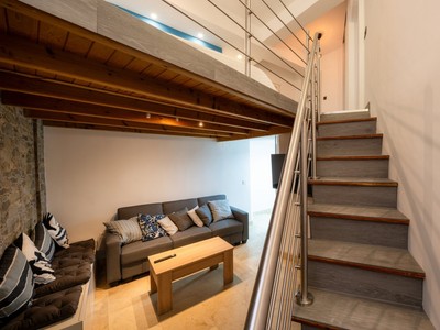 Duplex en venta en Madrid, Distrito Latina, con 1 dormitorio y 2 baños