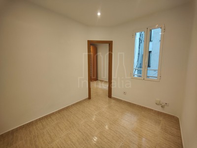 Piso en alquiler en Madrid, con 2 dormitorios y baño