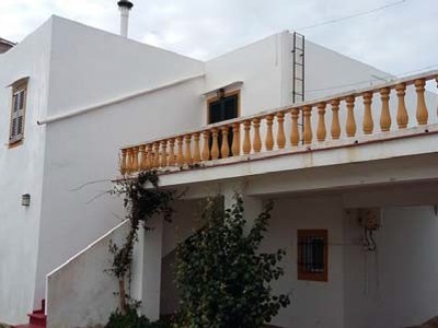 Casa de campo en venta en Ciudadela, Calan Bosch, con 7 dormitorios, 3 baños, 2 plazas de garaje, trastero, 2 terrazas y terreno