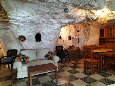 Chalet en venta en Ciudadela, Santandria, con 1 dormitorio, baño, plaza de garaje, trastero, terraza y terreno