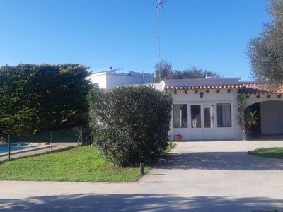 Chalet en venta en Ciudadela, Santandria, con 4 dormitorios, 2 baños, trastero, terraza y terreno