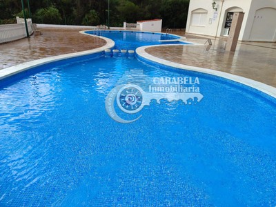 Piso en venta en Peñíscola, con 2 dormitorios, 2 baños, plaza de garaje y terraza