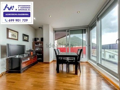 Ático en venta en A Guarda, con 3 dormitorios, 2 baños, plaza de garaje, trastero y terraza